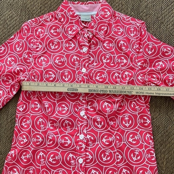 L.L. Bean Woman’s Button Shirt with Anchors Size XS - Picture 7 of 7